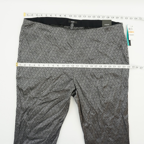 Alfani Skinny Leg Metallic Jacquard Pants 24W - Picture 5 of 8